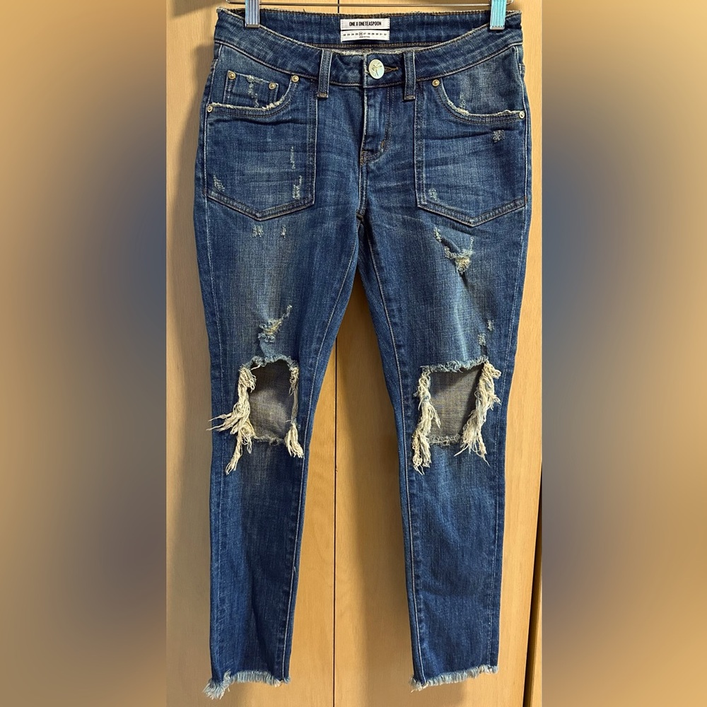 One Teaspoon Freebirds II Low-Waist Relaxed Tapered Leg Jeans - NWT
